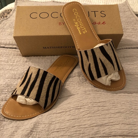 Shoes by Coconut by Matisse,in a size 8.The color is zebra according to the box. - Picture 1 of 1